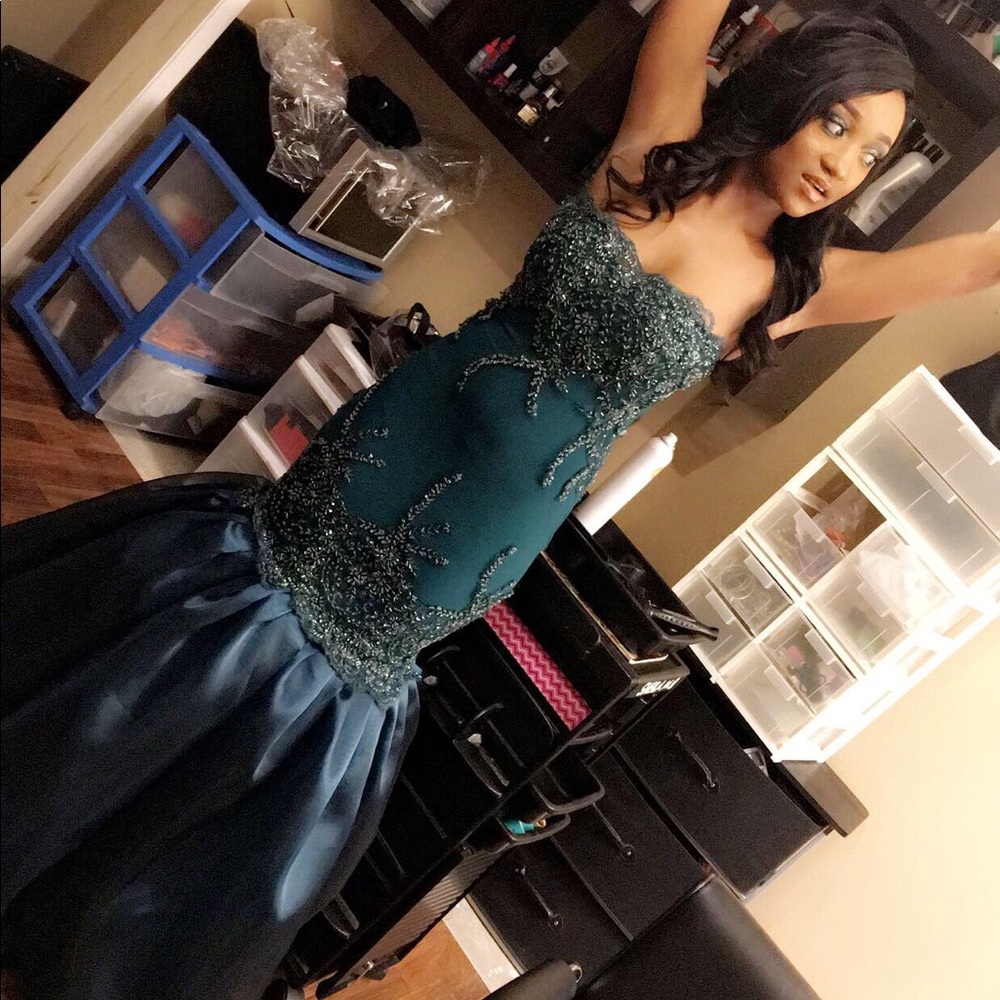 Prom Dress! - Picture 5 of 5